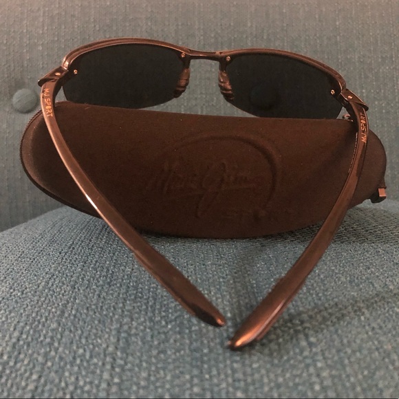 Black Maui Jim Men’s Sport Sunglasses- REPOST, NOT SOLD :) - Picture 2 of 8